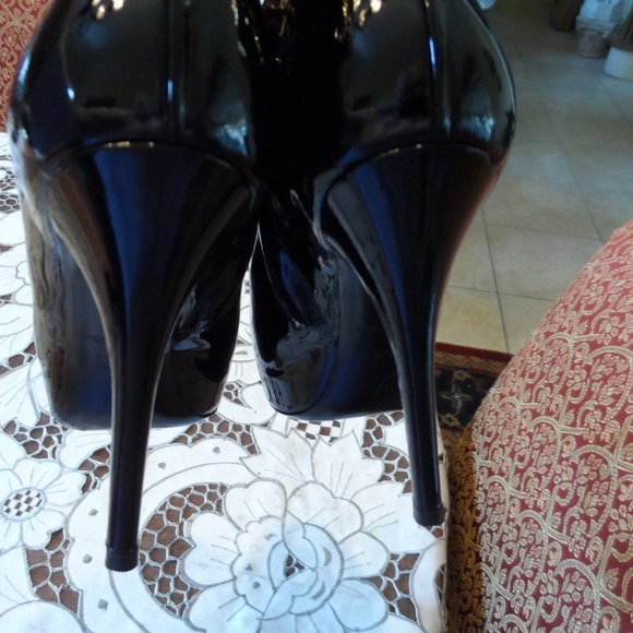 Louis Vuitton Black Patent Leather Peep Toe Ankle Boots Size 36.5B - Picture 13 of 16